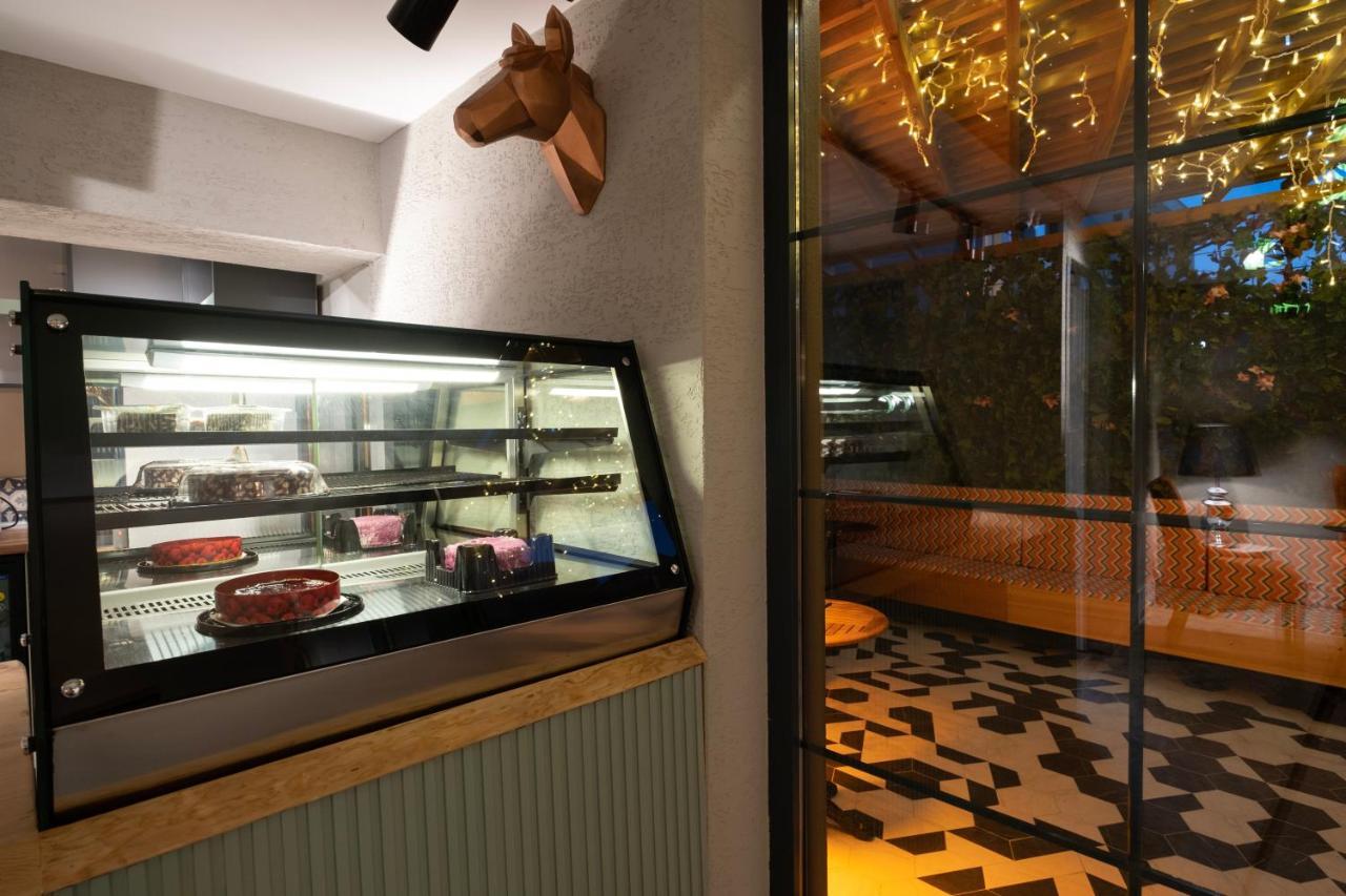 Wolf Suites Antalia Esterno foto