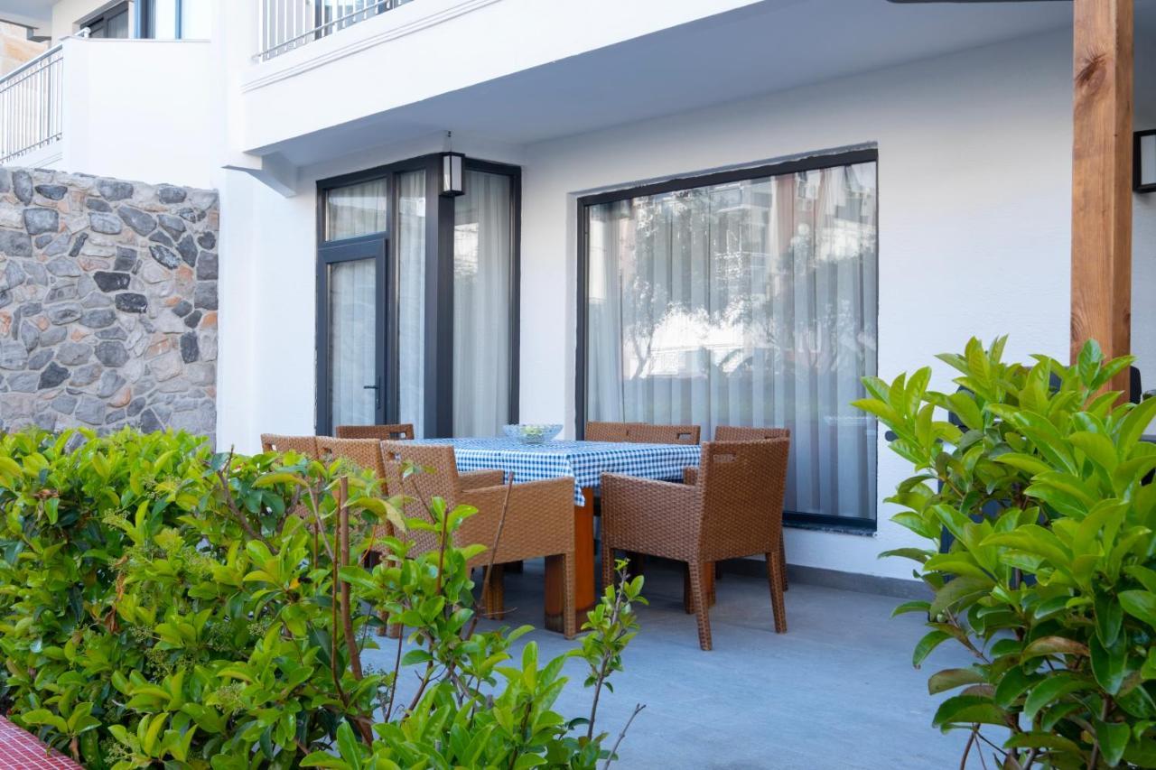 Wolf Suites Antalia Esterno foto