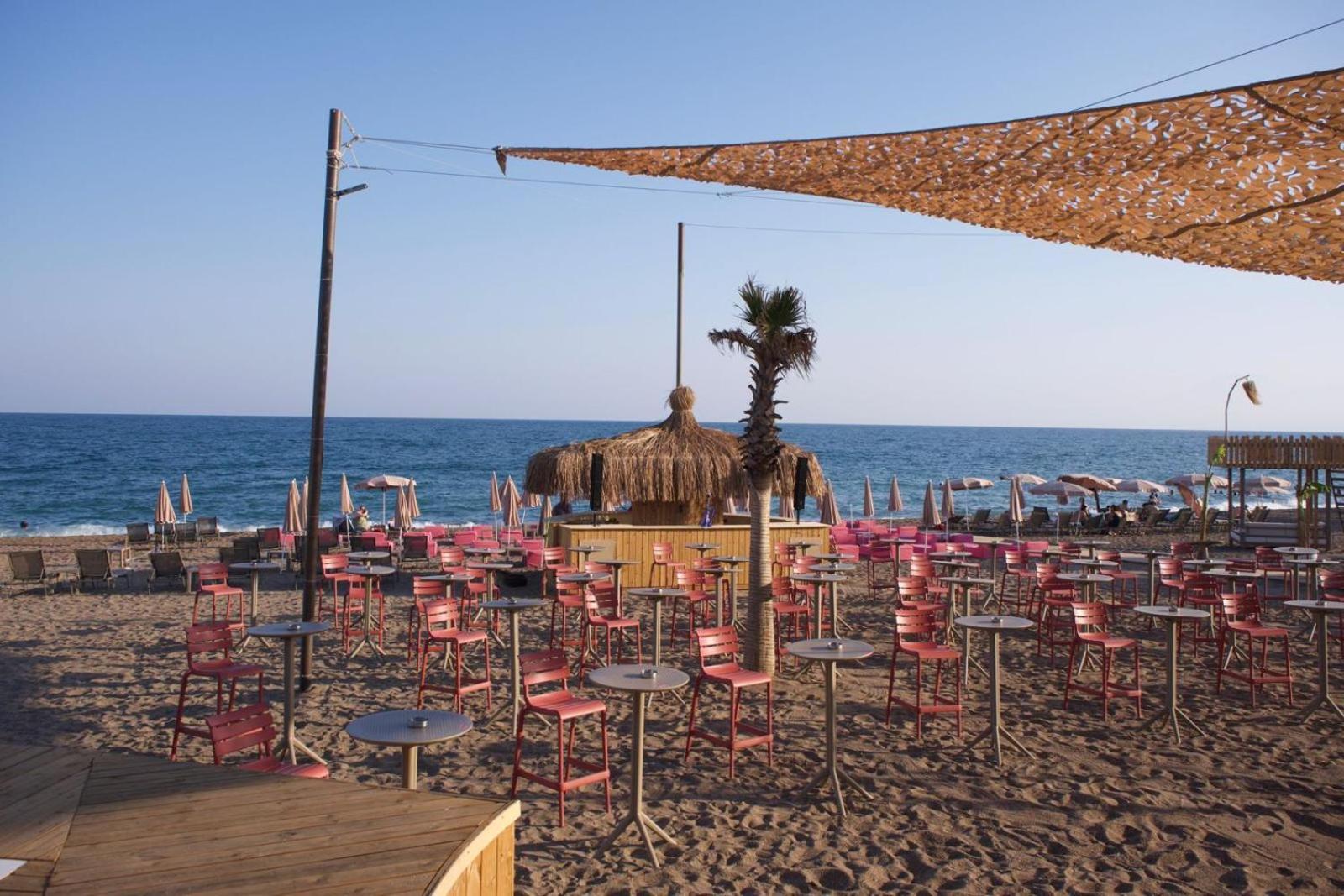Wolf Suites Antalia Esterno foto