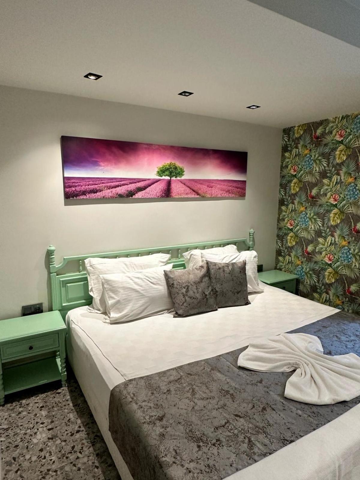 Wolf Suites Antalia Esterno foto